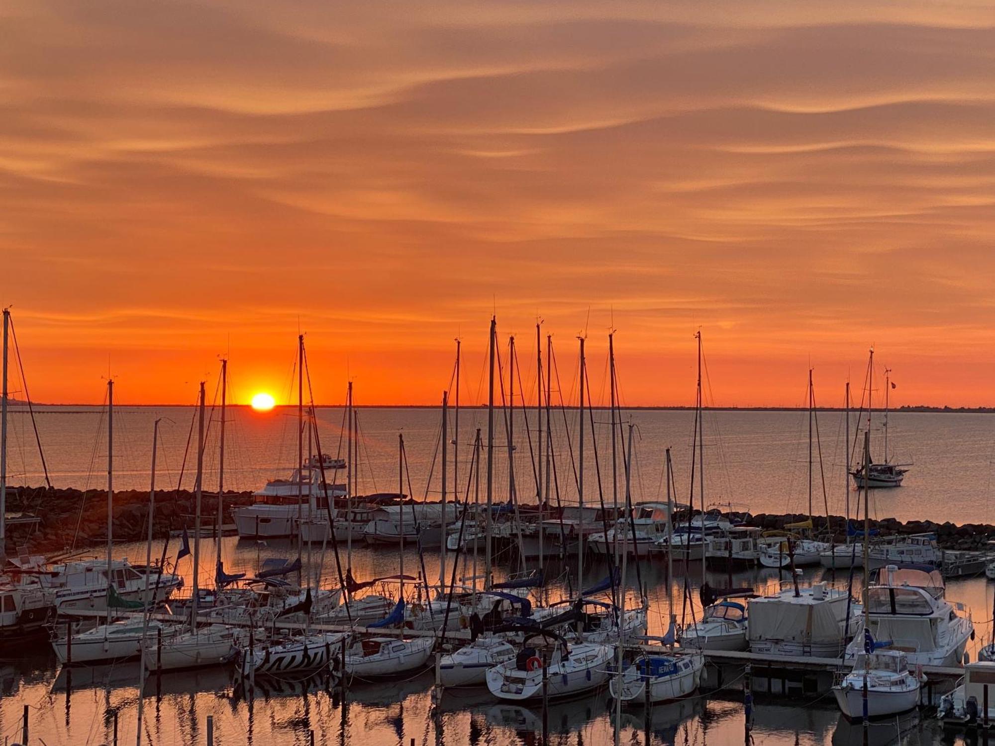 Un Endroit De Reve Apartment Marseillan  Bagian luar foto